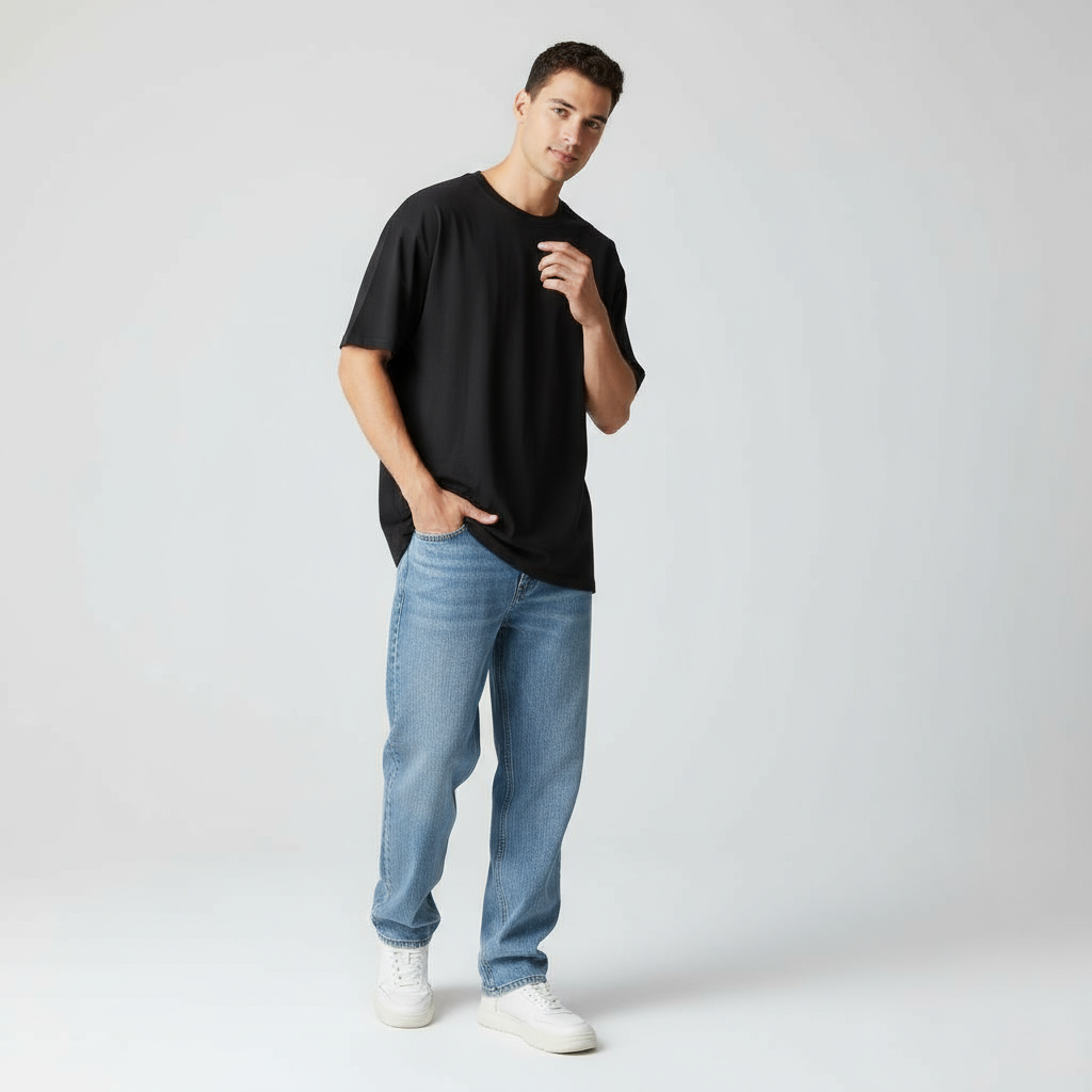 Midnight Essence: Oversized Tee Minimalist Look - Thumbnail 3